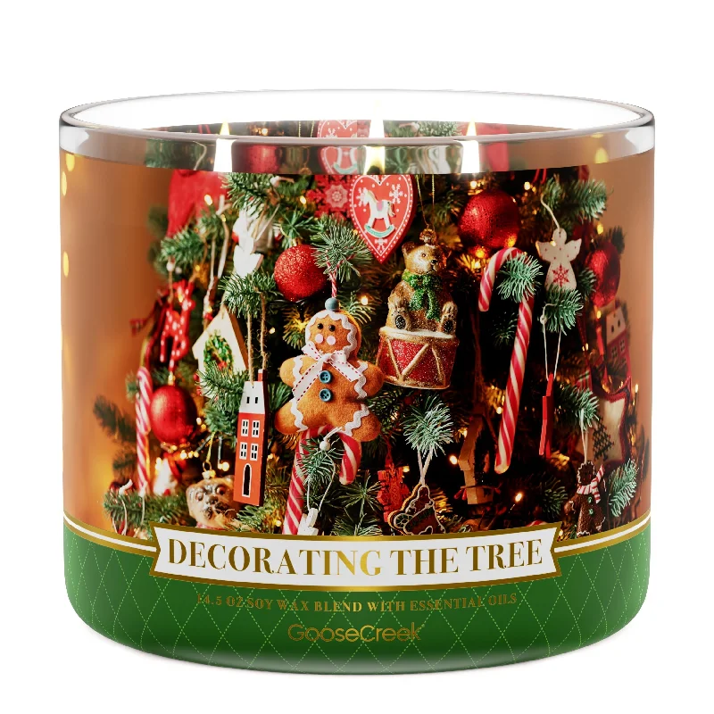 Decorating the Tree 3-Wick Candle