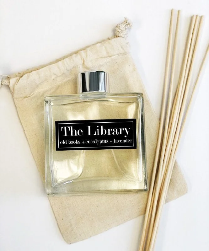 The Library 7oz Reed Diffuser - Old Books + Eucalyptus + Lavender