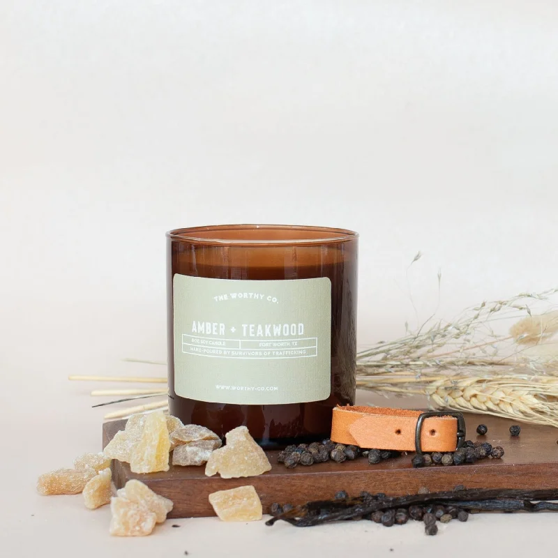 Ember Candle: Amber + Teakwood