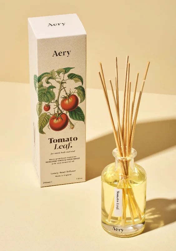 Tomato Leaf Reed Diffuser - heirloom vines and fresh grass with lime essential oil